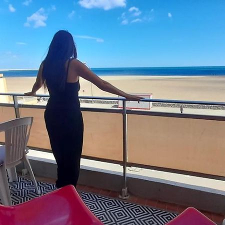 Sur La Plage Port-la-Nouvelle Esterno foto