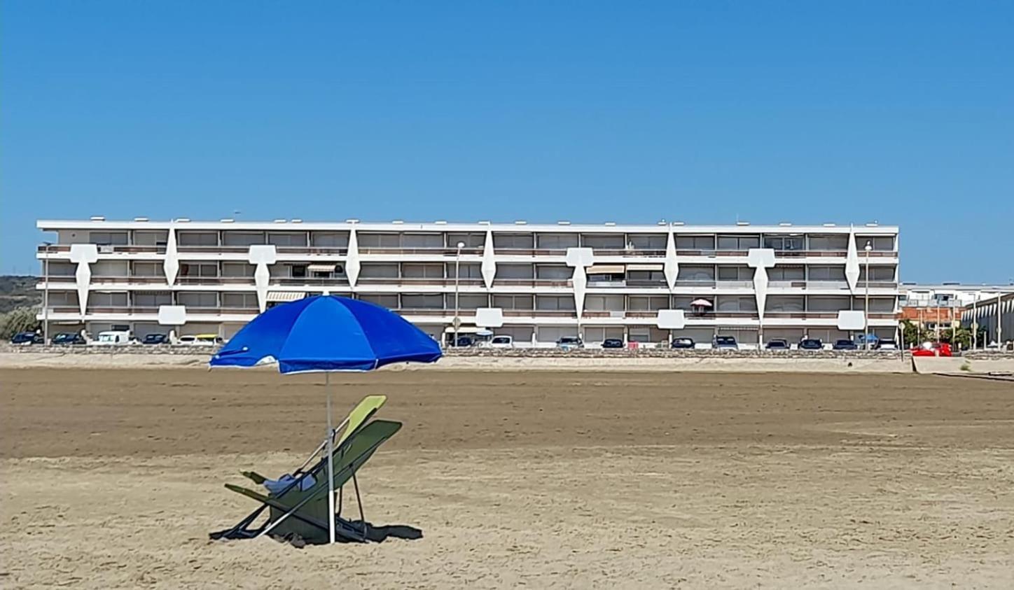 Sur La Plage Port-la-Nouvelle Esterno foto